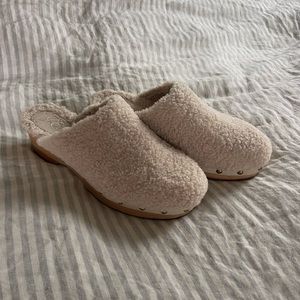 J. Crew fluffy clogs 7.5